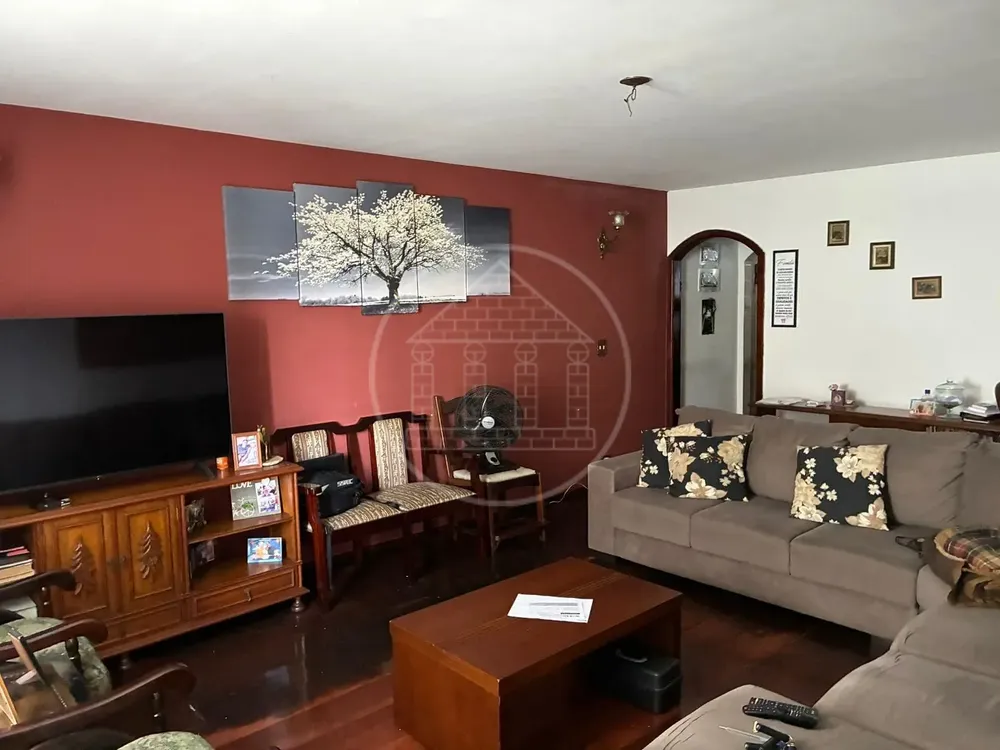 Casa, 3 quartos, 260 m² - Foto 1