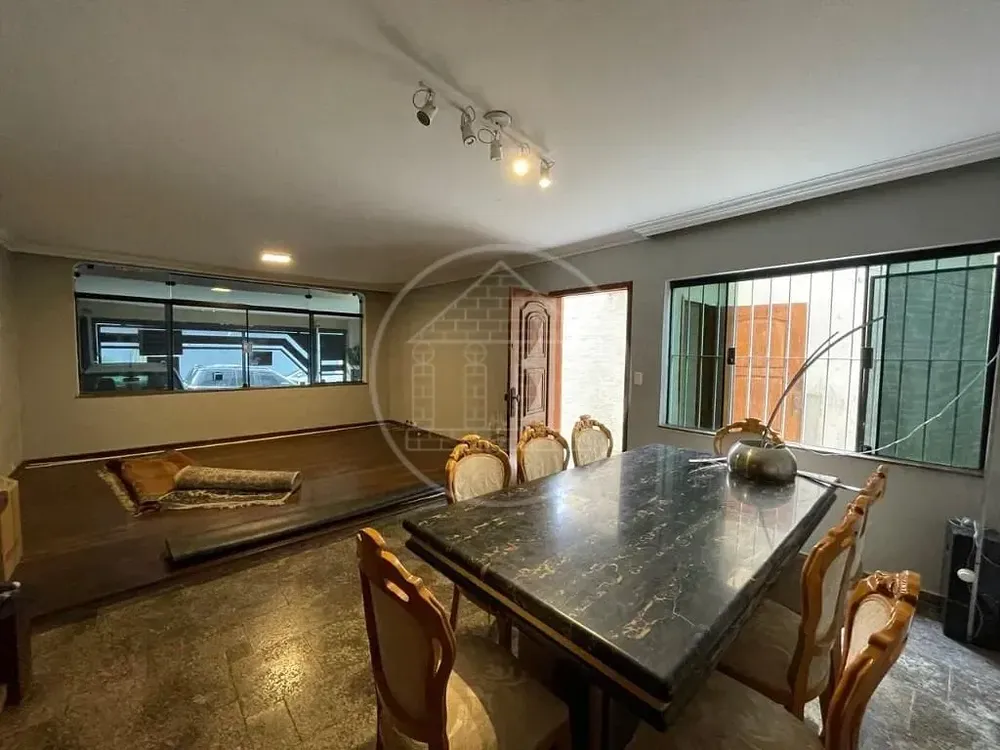 Sobrado, 3 quartos, 196 m² - Foto 1