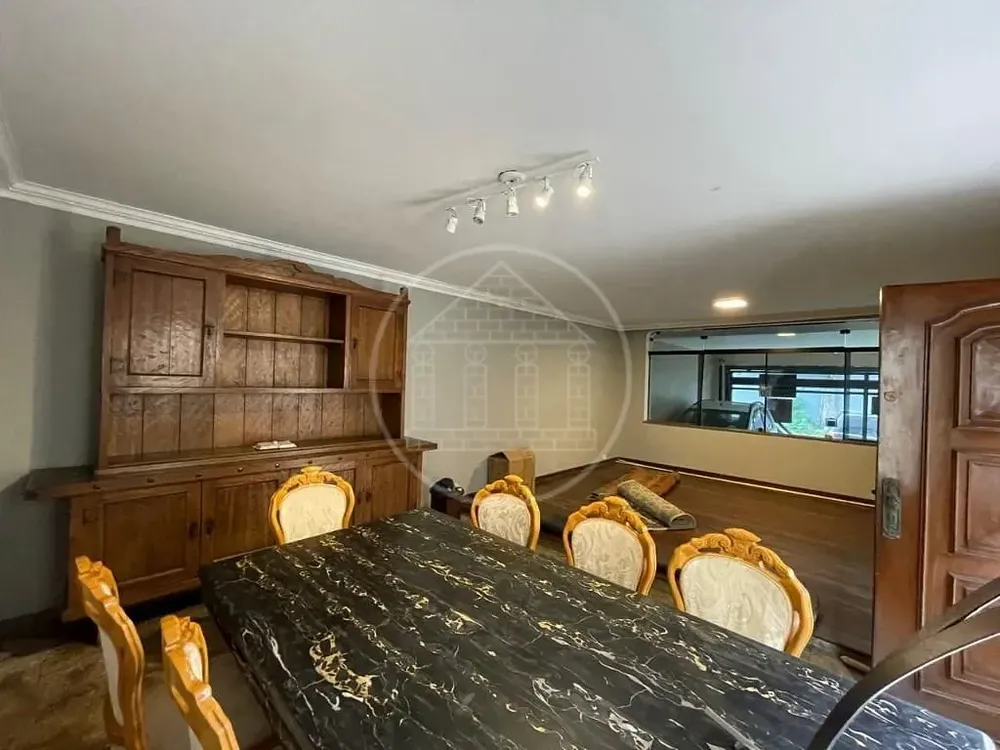 Sobrado, 3 quartos, 196 m² - Foto 2