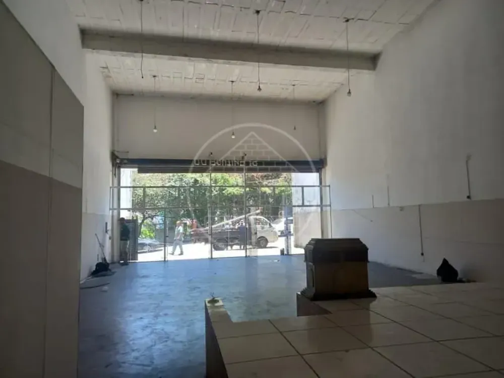 Loja-Salão, 250 m² - Foto 1