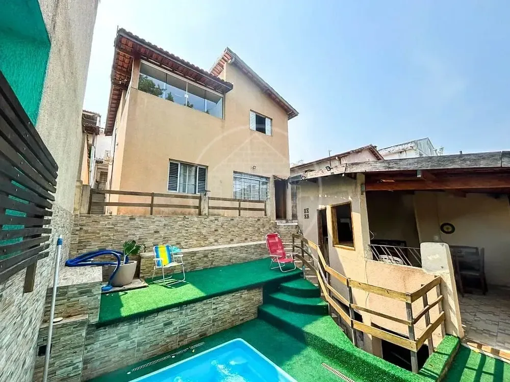 Sobrado, 2 quartos, 230 m² - Foto 1