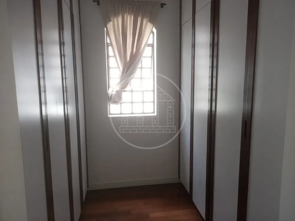 Sobrado, 4 quartos, 233 m² - Foto 4
