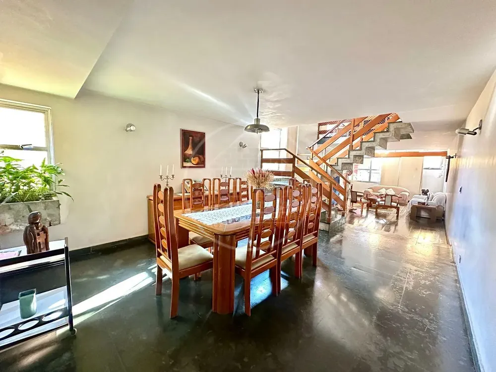 Sobrado, 3 quartos, 300 m² - Foto 1