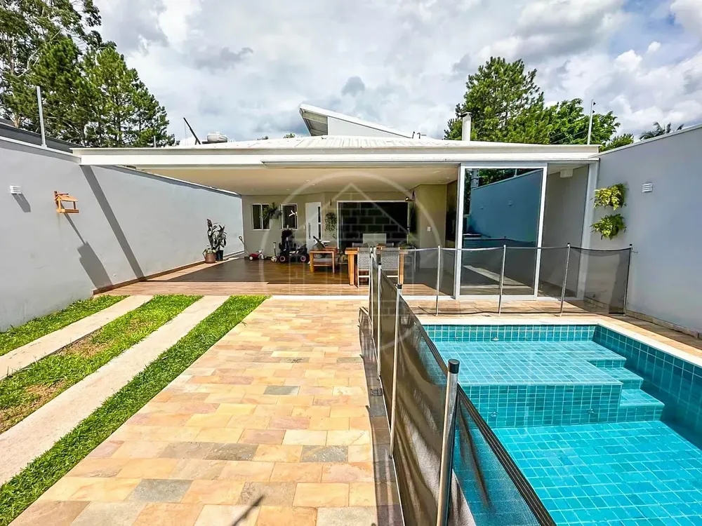 Casa, 3 quartos, 181 m² - Foto 1