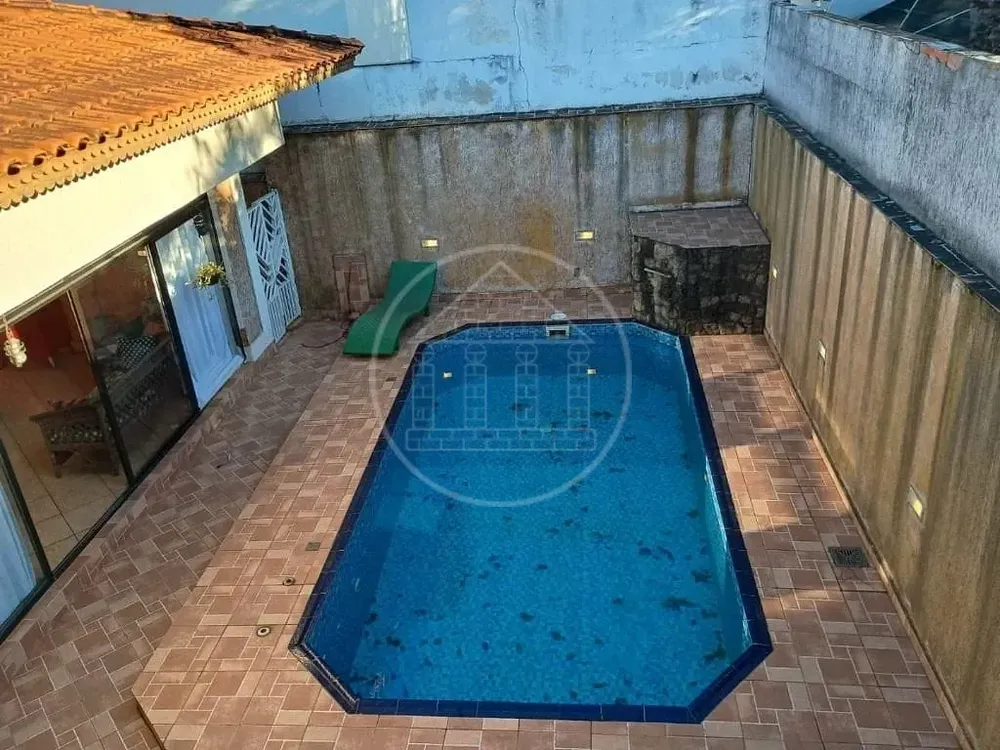 Casa, 3 quartos, 233 m² - Foto 2