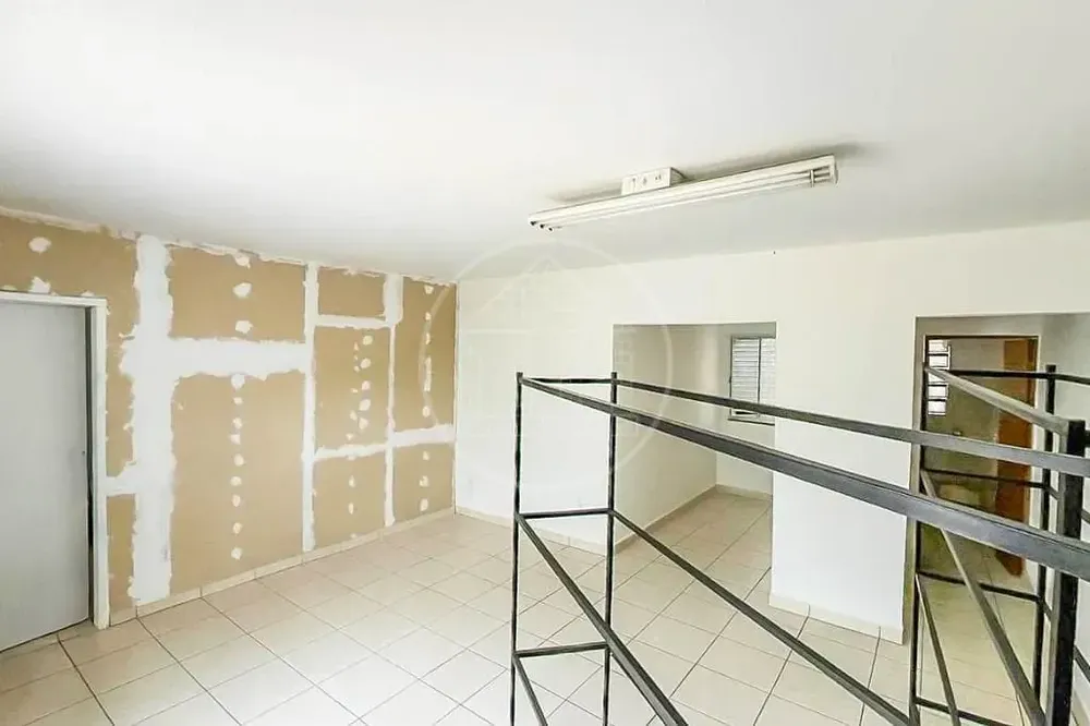 Loja-Salão, 300 m² - Foto 2