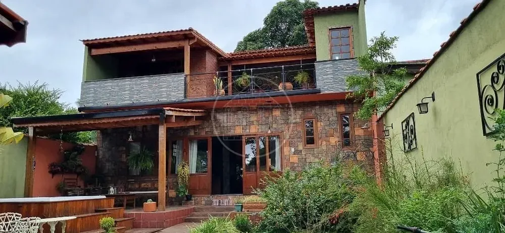 Sobrado, 3 quartos, 220 m² - Foto 1