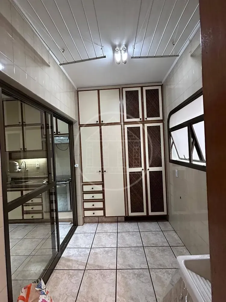Apartamento, 3 quartos, 157 m² - Foto 2