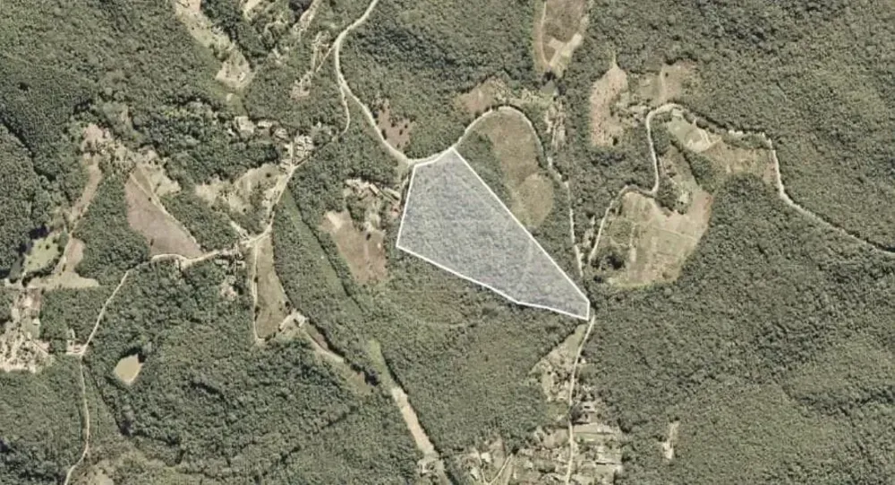 Terreno, 16 hectares - Foto 1
