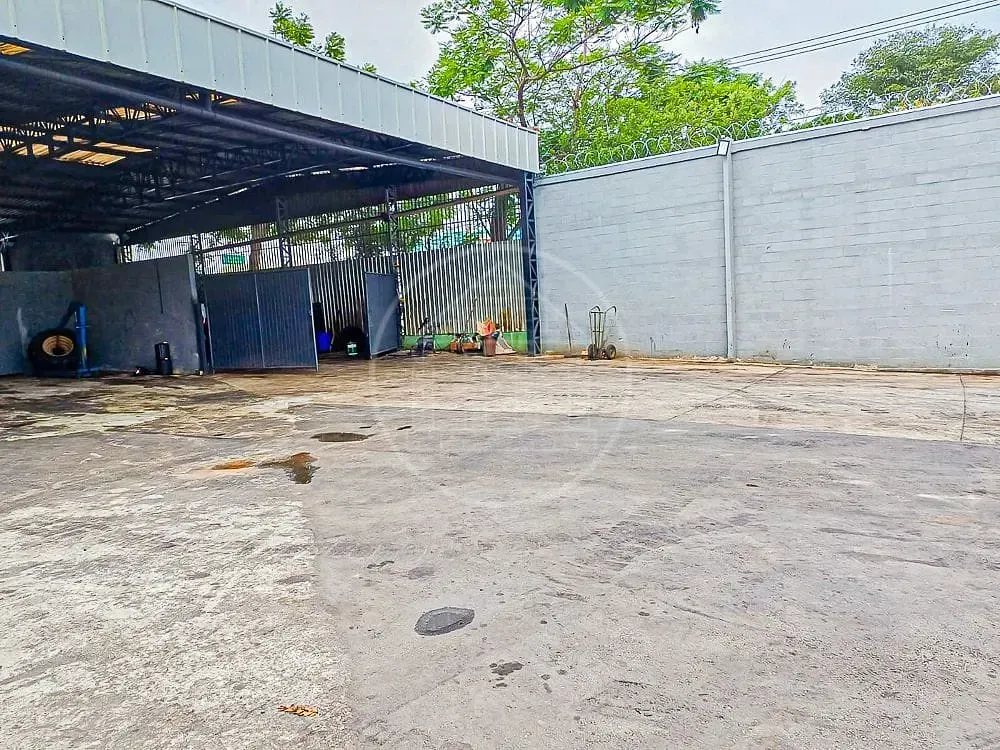 Depósito-Galpão, 1400 m² - Foto 1