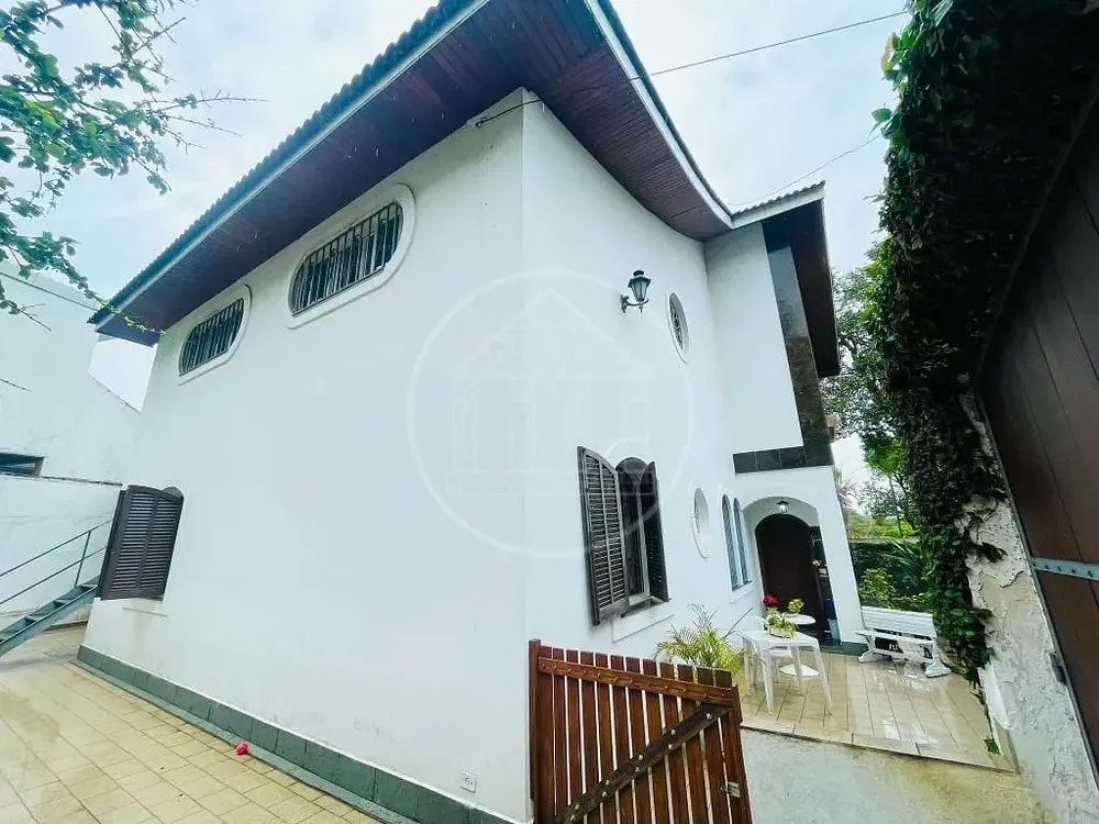 Sobrado, 4 quartos, 178 m² - Foto 1