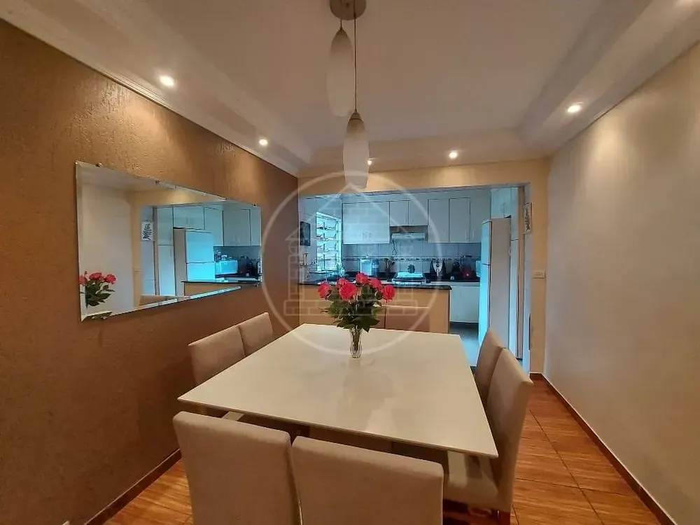 Sobrado, 4 quartos, 180 m² - Foto 1