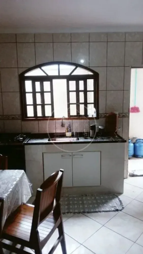 Casa, 7 quartos, 160 m² - Foto 4