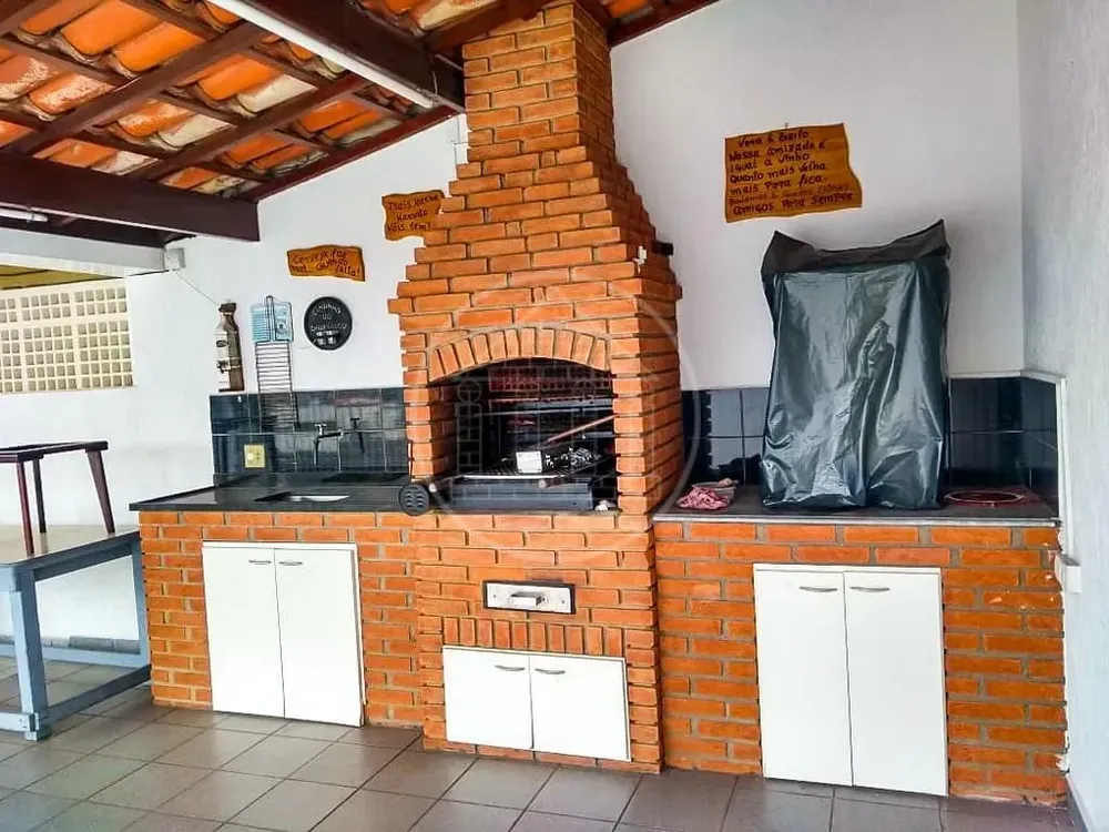 Casa, 2 quartos, 200 m² - Foto 1