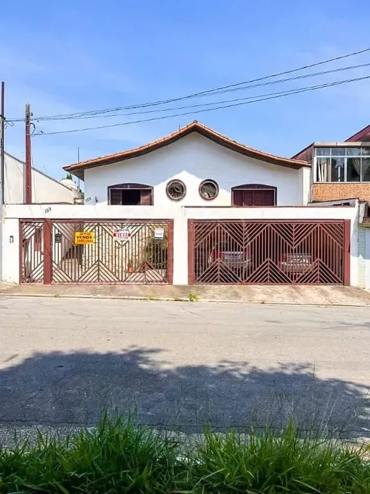 Casa, 3 quartos, 201 m² - Foto 1
