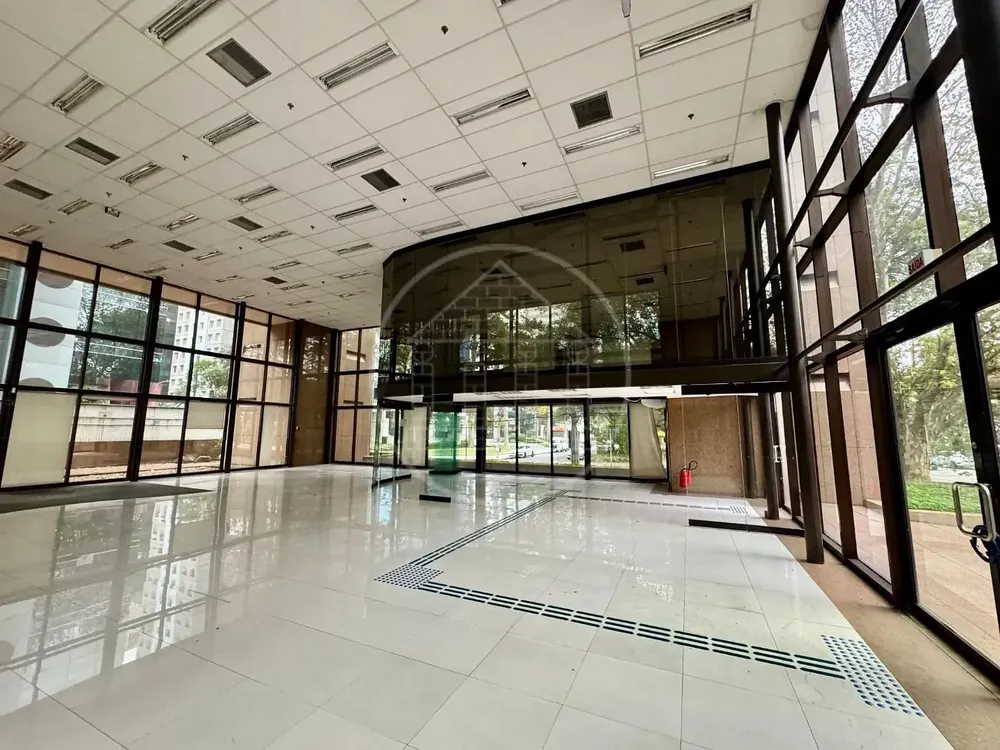Sala-Conjunto, 1300 m² - Foto 1