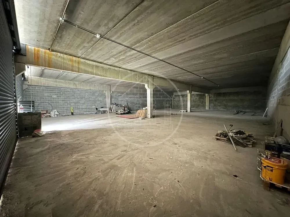 Loja-Salão, 200 m² - Foto 1