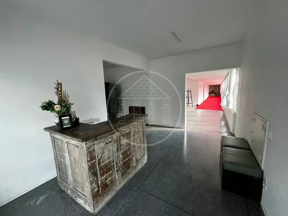Loja-Salão, 1600 m² - Foto 2