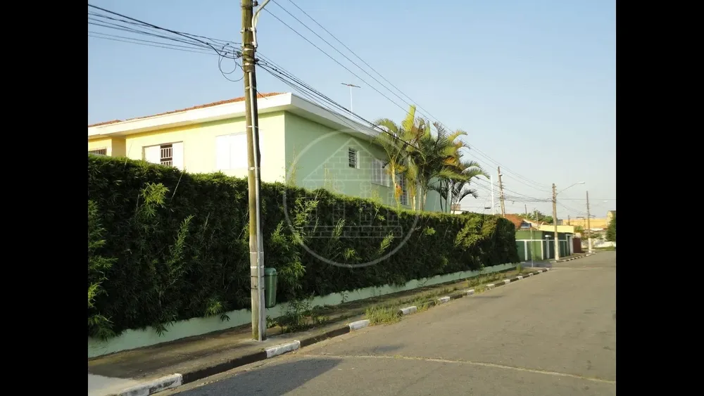 Casa, 3 quartos, 200 m² - Foto 1