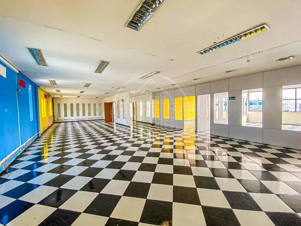 Prédio Inteiro, 1100 m² - Foto 1