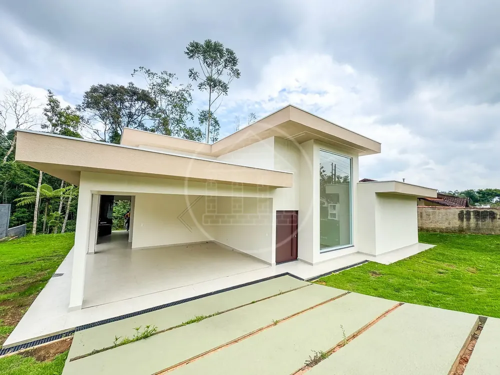 Casa, 3 quartos, 217 m² - Foto 1