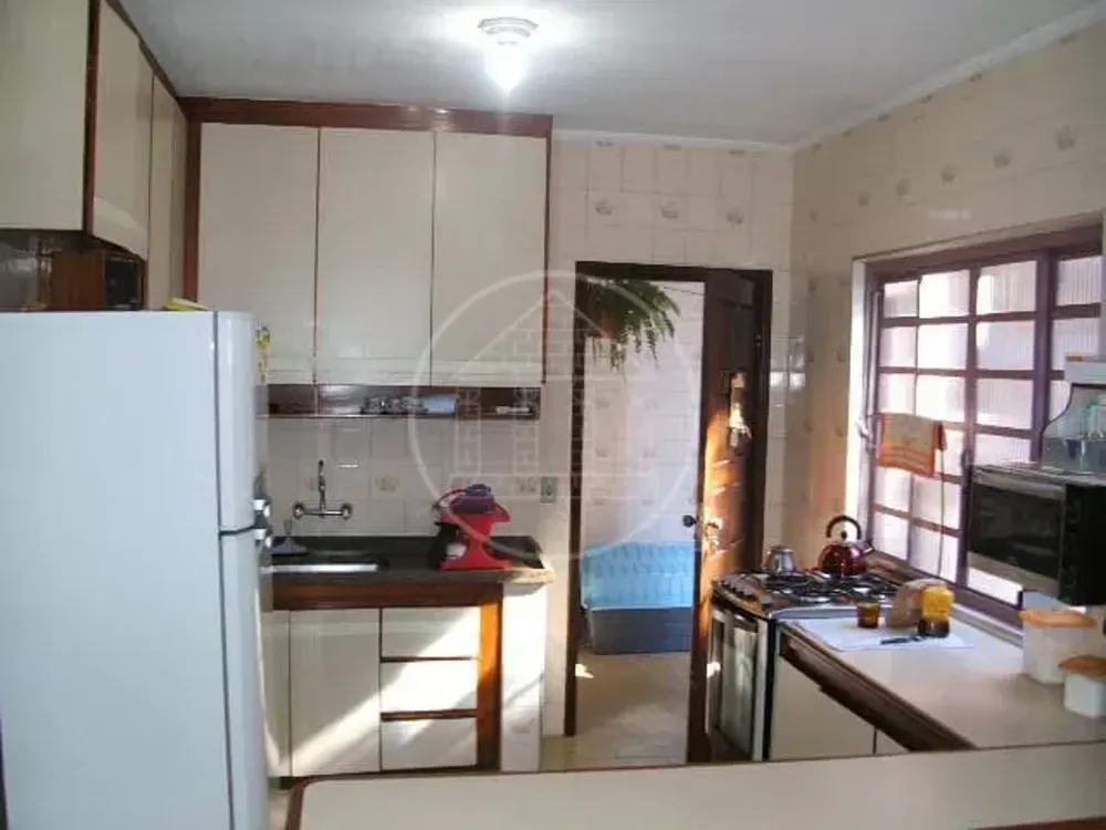 Casa, 3 quartos, 250 m² - Foto 4