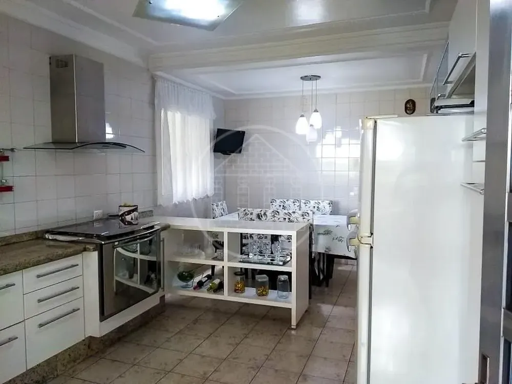 Sobrado, 3 quartos, 270 m² - Foto 3