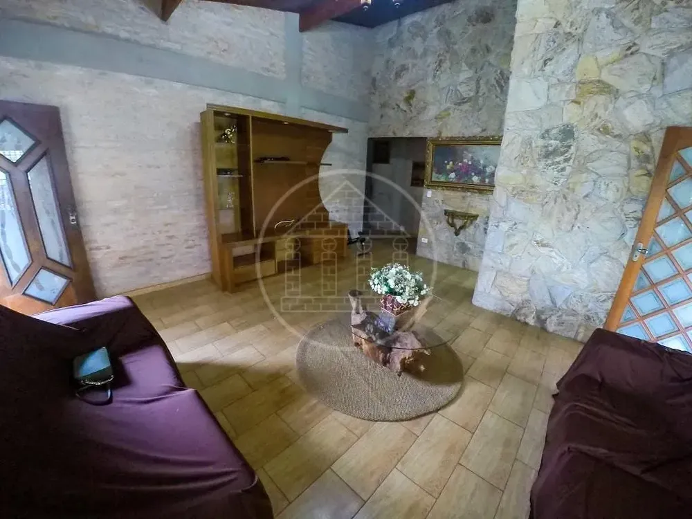 Casa, 3 quartos, 250 m² - Foto 4