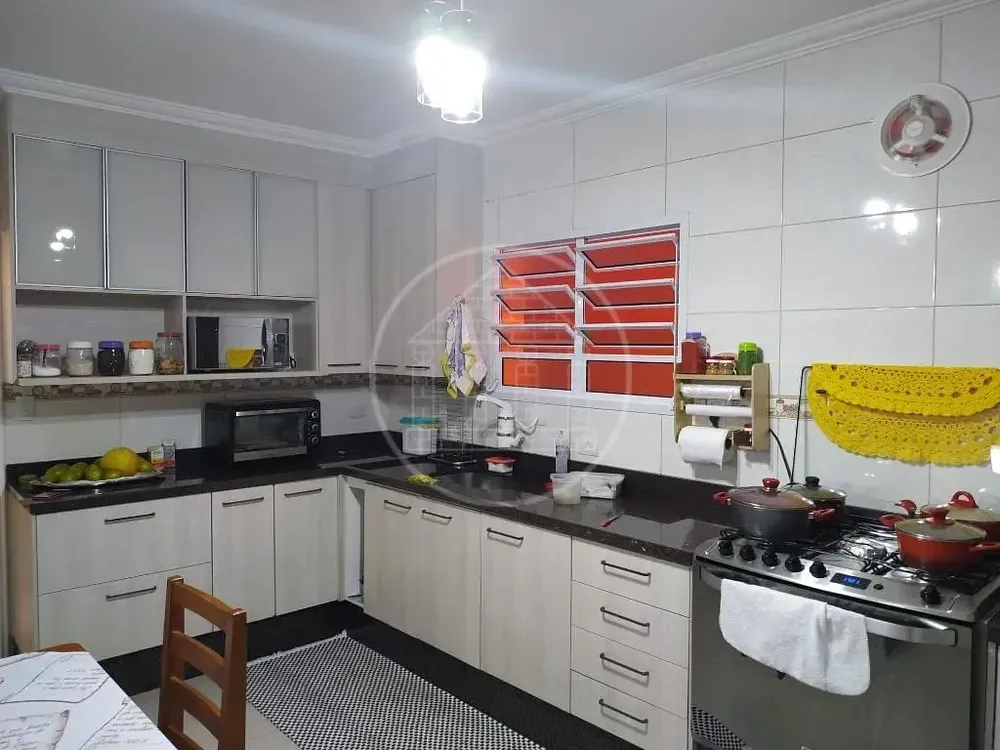 Sobrado, 3 quartos, 180 m² - Foto 2