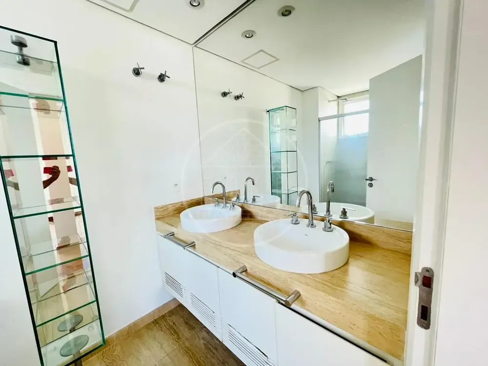 Apartamento, 3 quartos, 215 m² - Foto 11