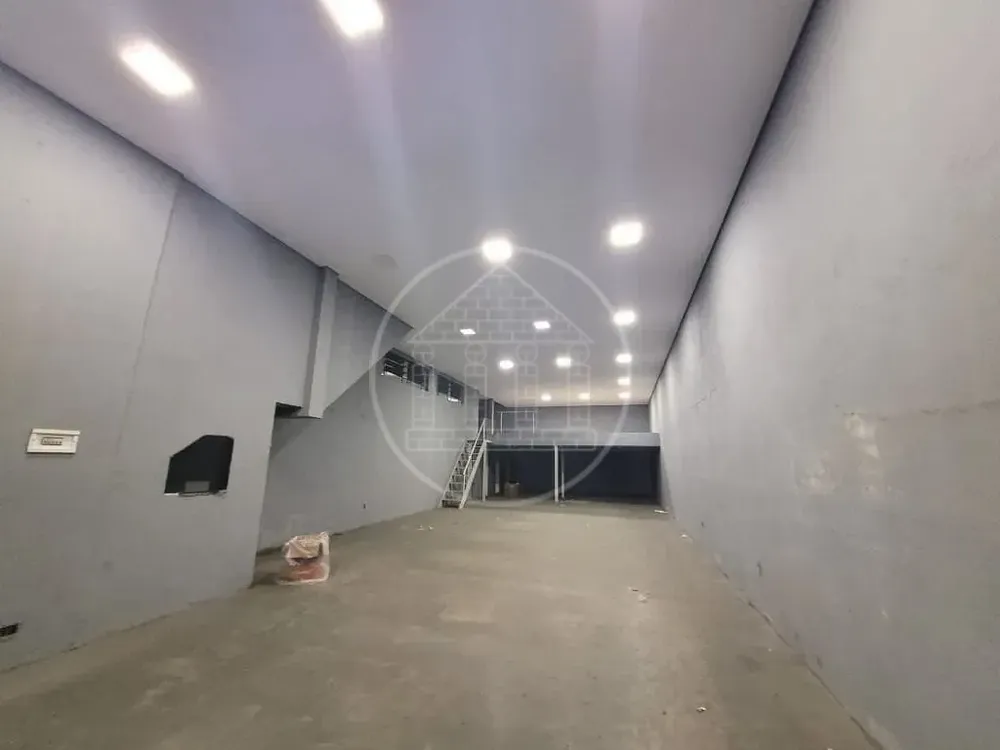 Loja-Salão, 220 m² - Foto 1