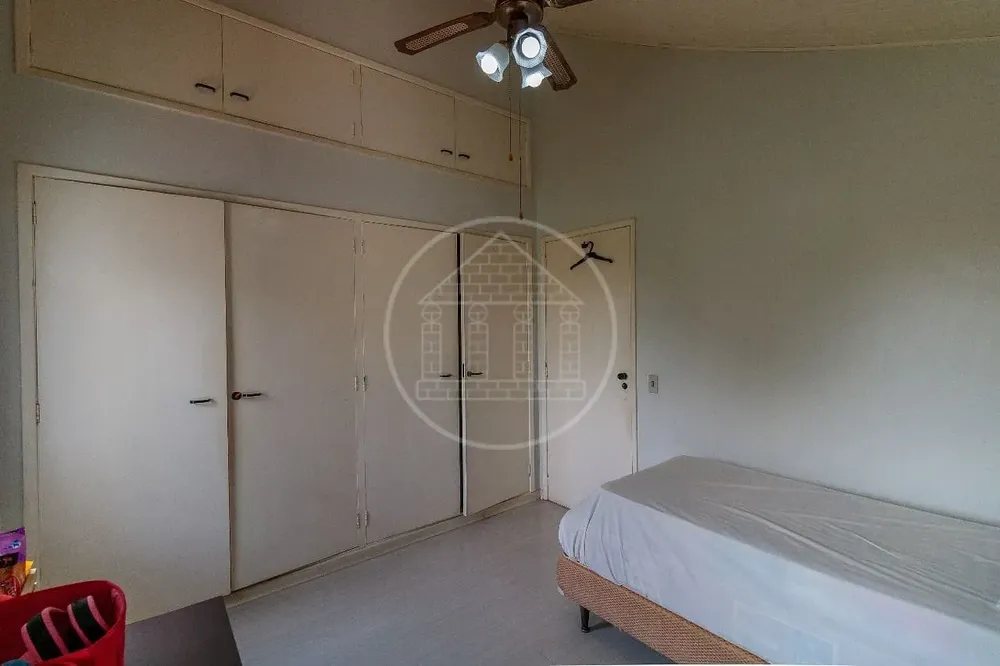 Casa, 4 quartos, 240 m² - Foto 8