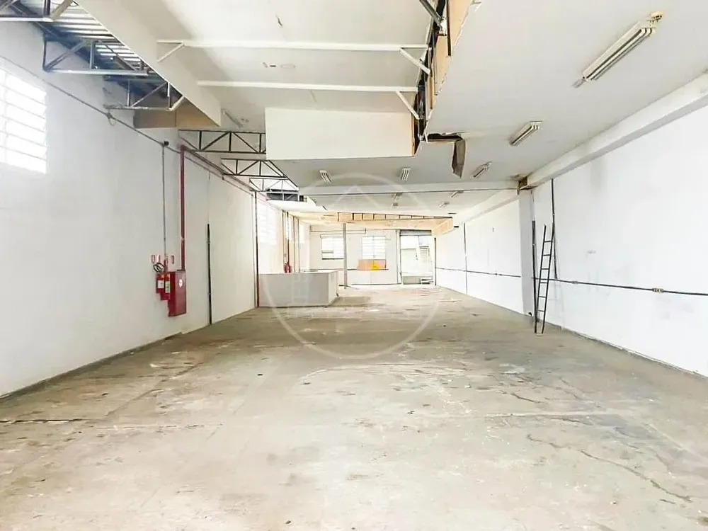 Depósito-Galpão, 1032 m² - Foto 1
