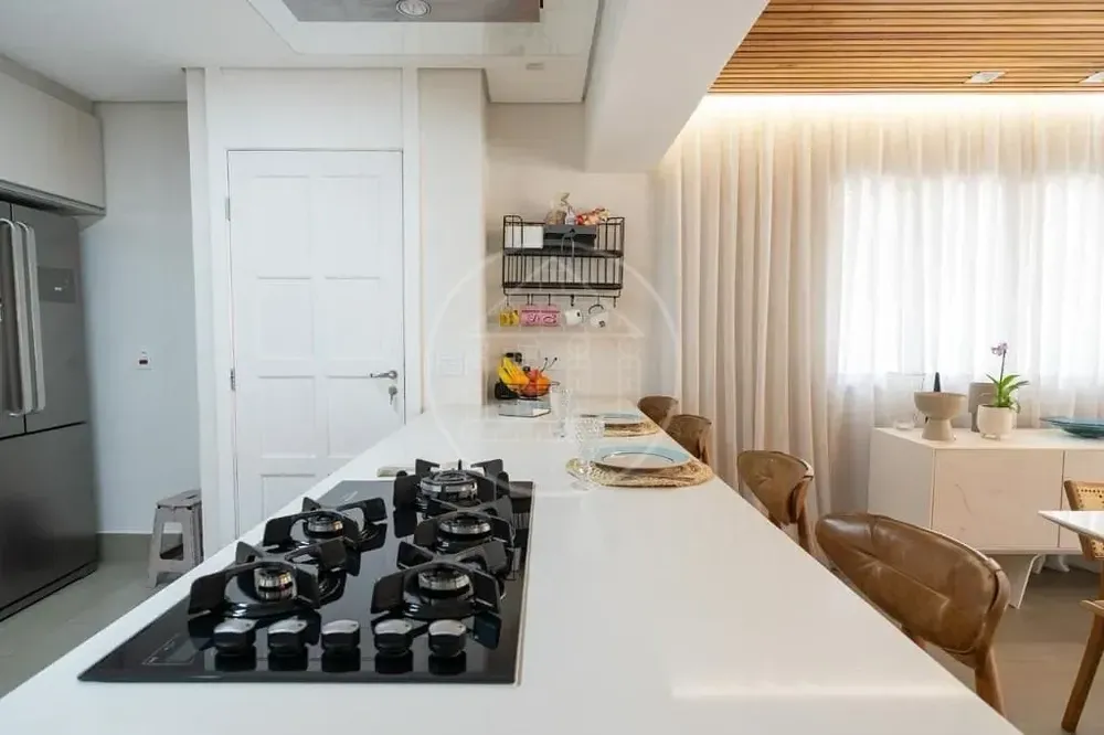 Sobrado, 4 quartos, 250 m² - Foto 1