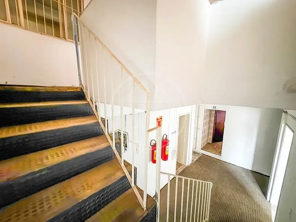 Prédio Inteiro, 1070 m² - Foto 2