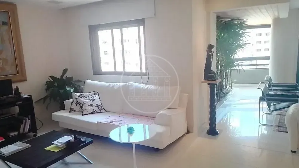 Apartamento, 3 quartos, 220 m² - Foto 3