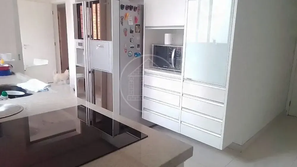 Apartamento, 3 quartos, 220 m² - Foto 8