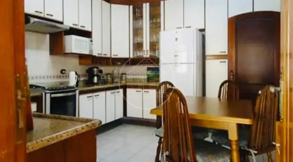 Sobrado, 3 quartos, 244 m² - Foto 7