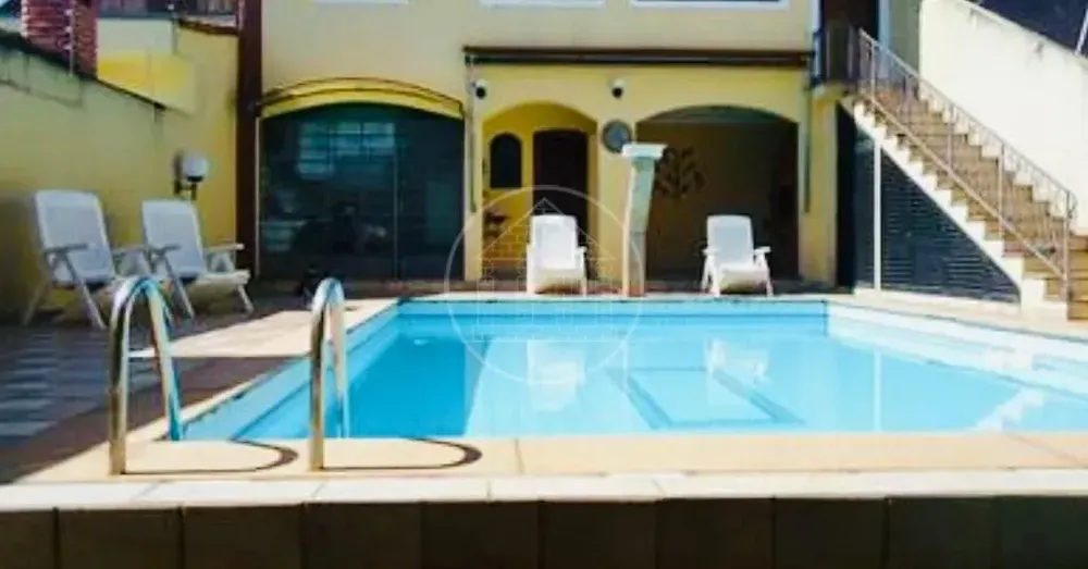 Sobrado, 3 quartos, 244 m² - Foto 1