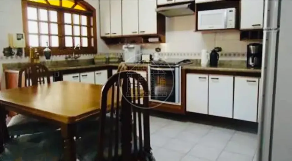 Sobrado, 3 quartos, 244 m² - Foto 8
