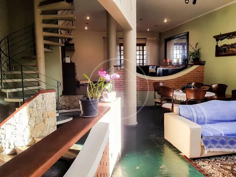 Sobrado, 3 quartos, 303 m² - Foto 3