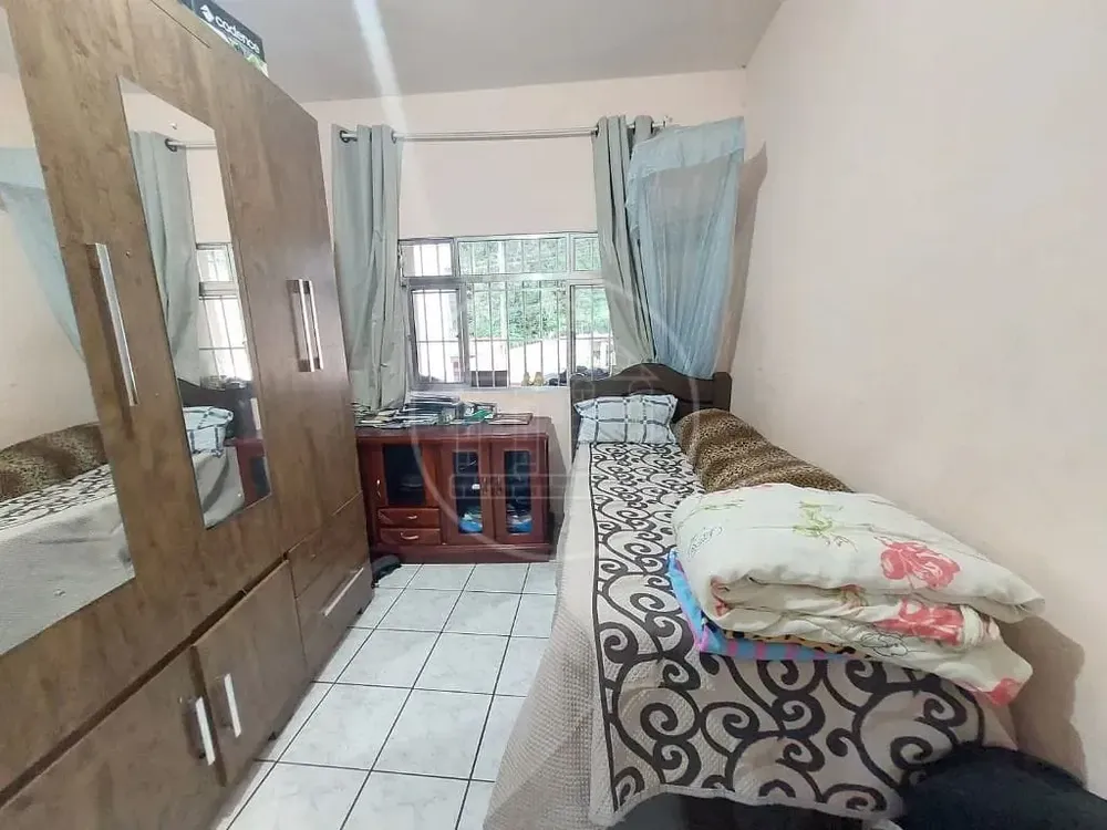 Casa, 3 quartos, 230 m² - Foto 2