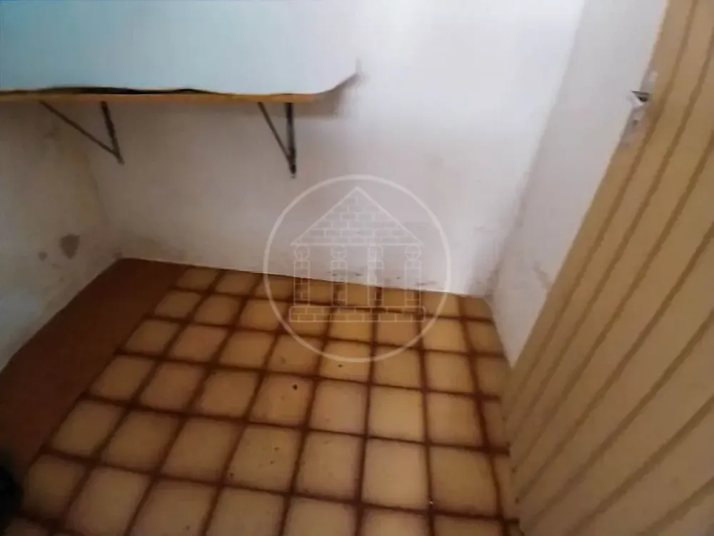 Casa, 6 quartos, 240 m² - Foto 9