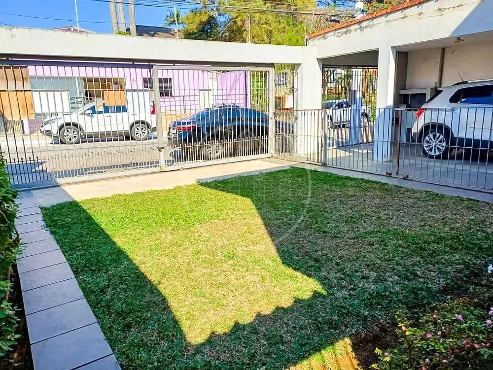 Sobrado, 3 quartos, 219 m² - Foto 2