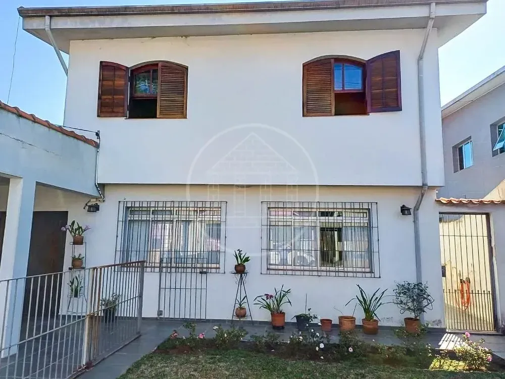 Sobrado, 3 quartos, 219 m² - Foto 1
