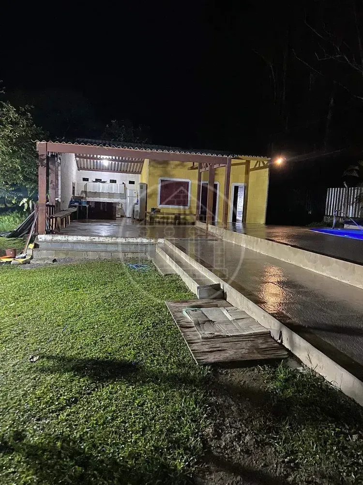 Chácara, 4 quartos, 4500 m² - Foto 1
