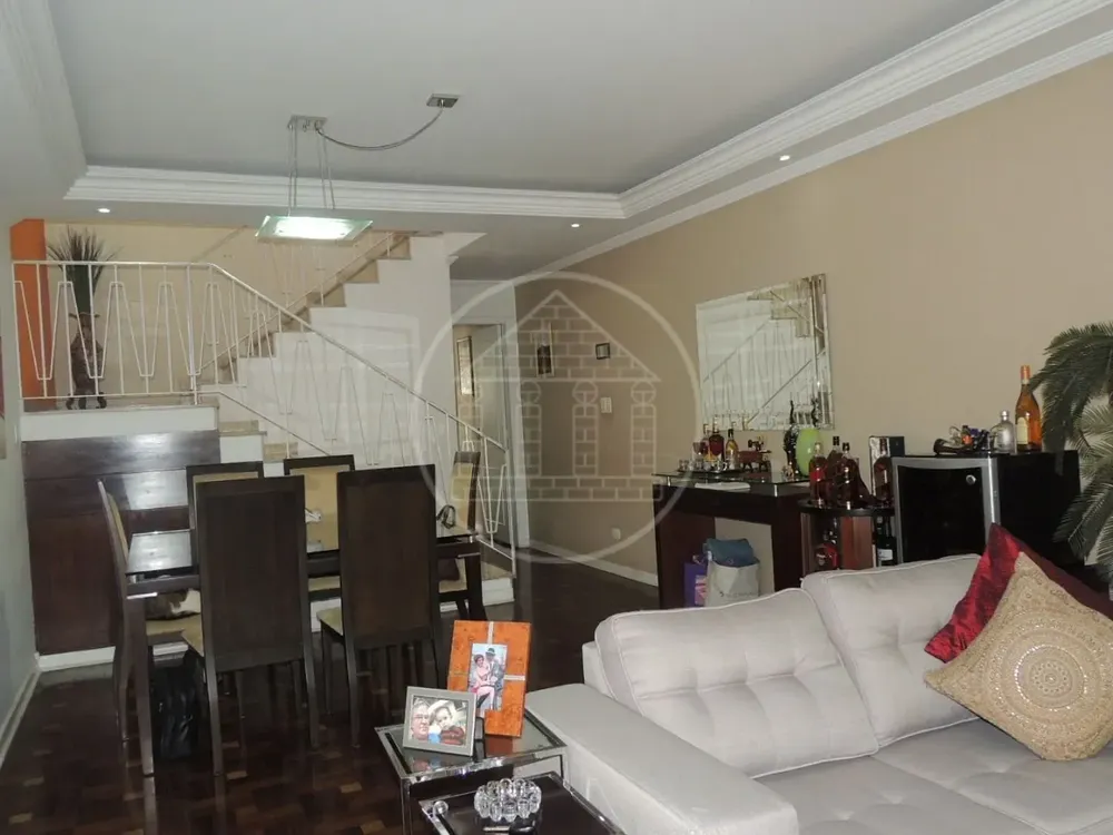 Sobrado, 3 quartos, 180 m² - Foto 1