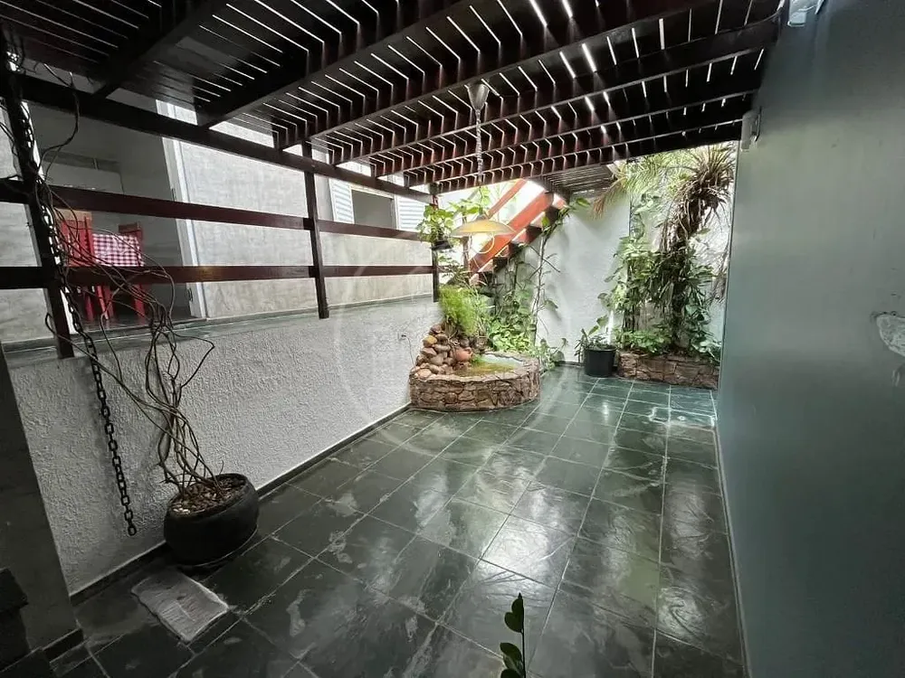 Sobrado, 3 quartos, 200 m² - Foto 1