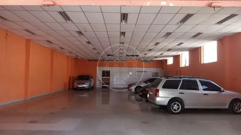 Loja-Salão, 300 m² - Foto 1