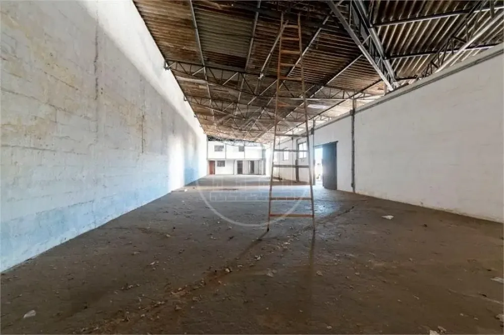 Depósito-Galpão, 935 m² - Foto 2